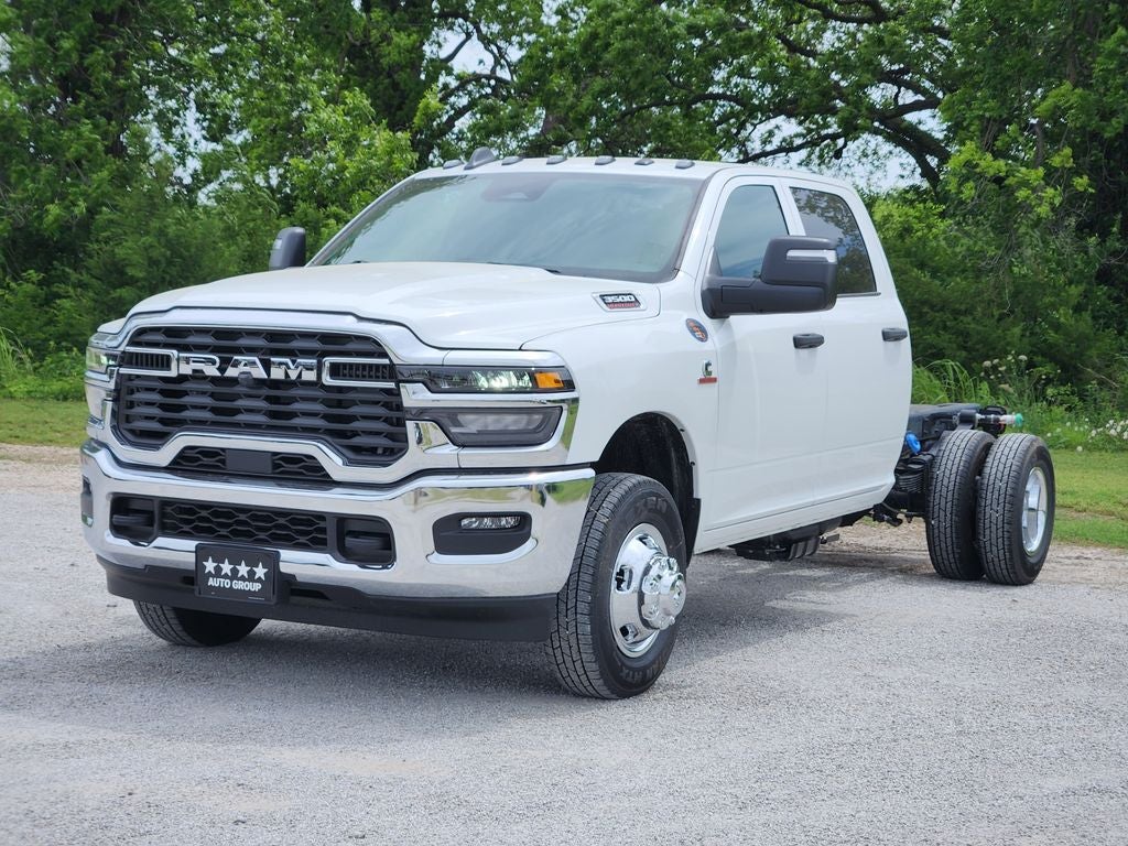 2026 RAM Ram 3500 Chassis Cab RAM 3500 TRADESMAN CREW CAB CHASSIS 4X4 60' CA