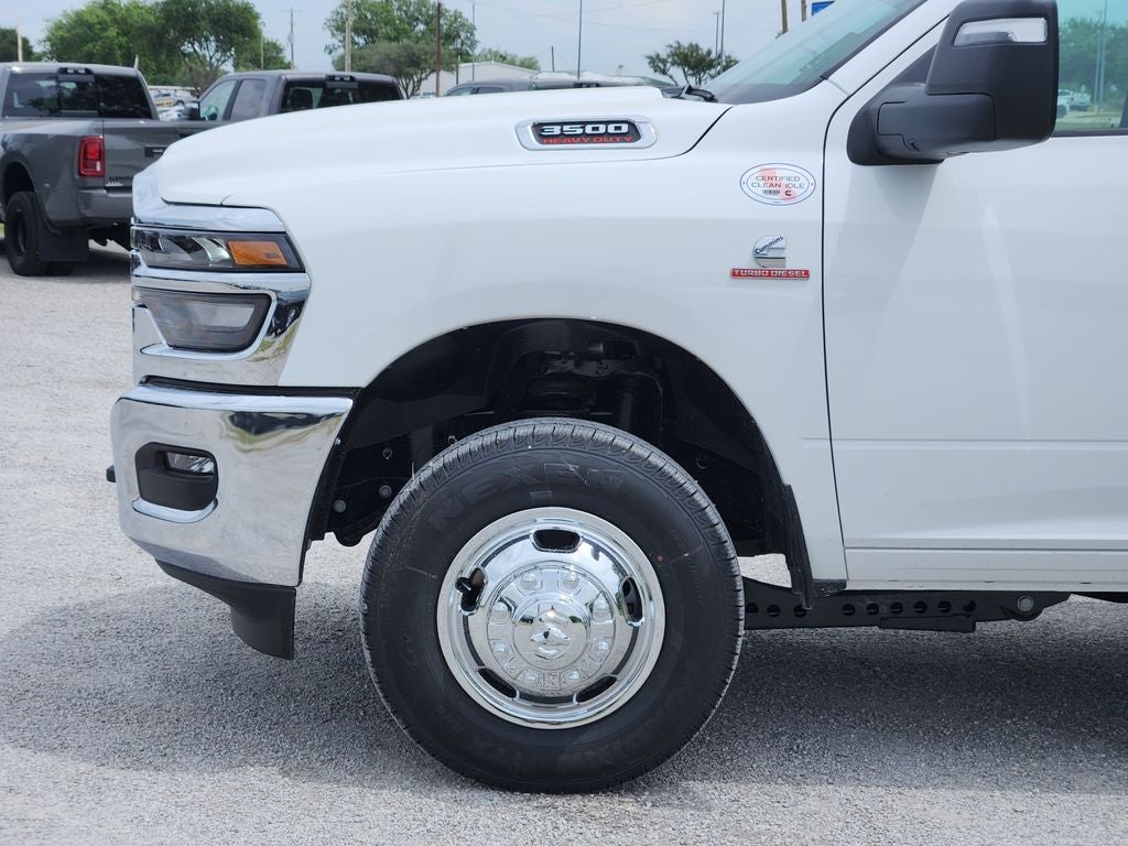 2026 RAM Ram 3500 Chassis Cab RAM 3500 TRADESMAN CREW CAB CHASSIS 4X4 60' CA