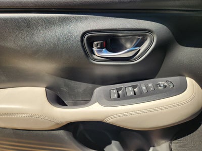 2023 Honda HR-V AWD LX