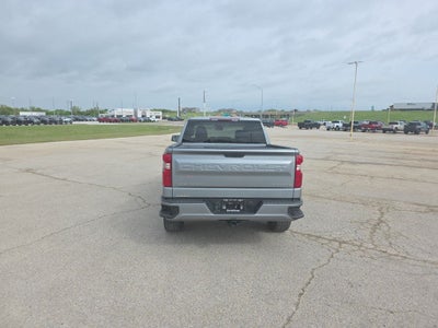 2023 Chevrolet Silverado 1500 2WD Crew Cab Short Bed Custom