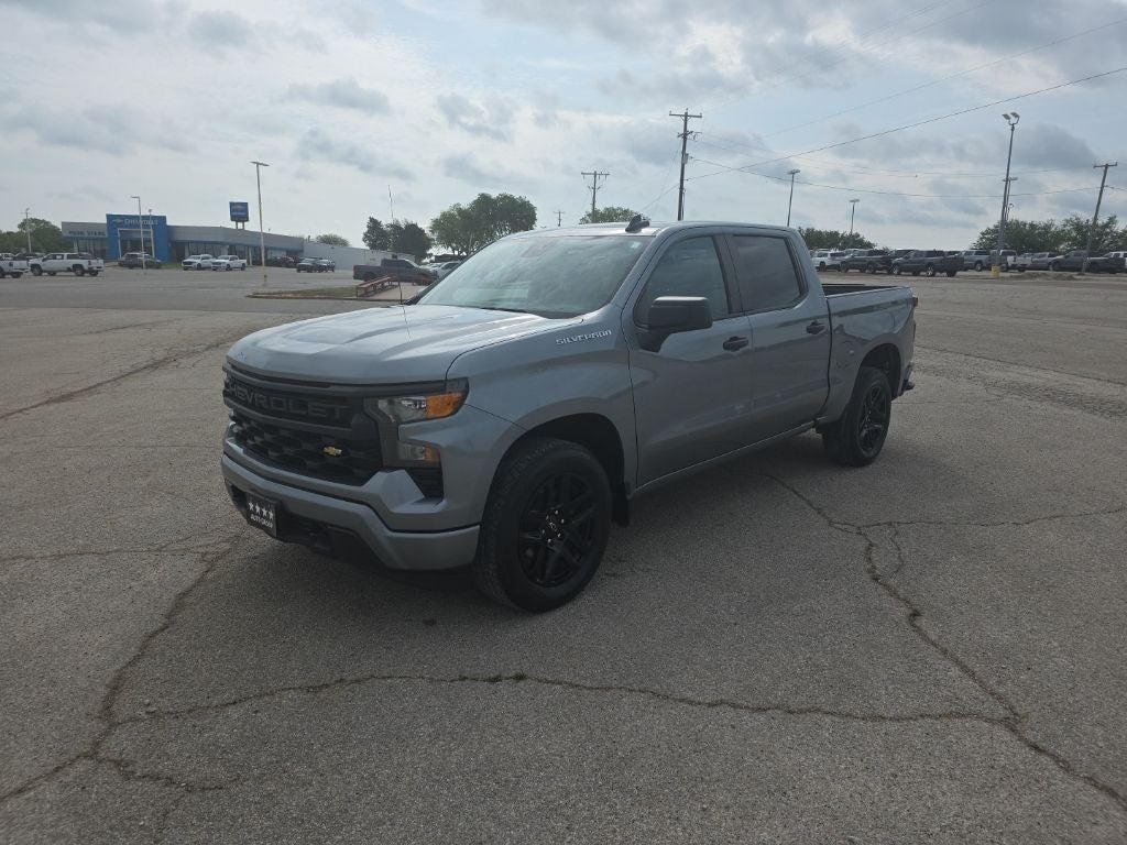 2023 Chevrolet Silverado 1500 2WD Crew Cab Short Bed Custom