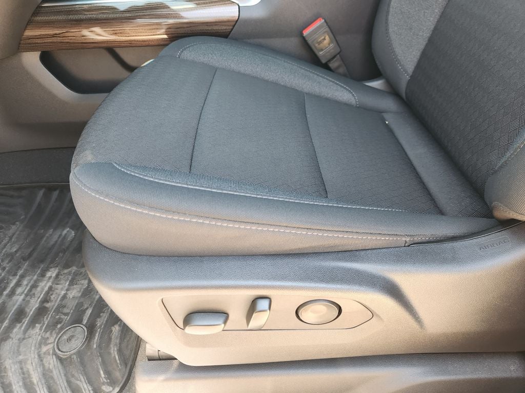 2025 Chevrolet Silverado 1500 2WD Crew Cab Short Bed LT