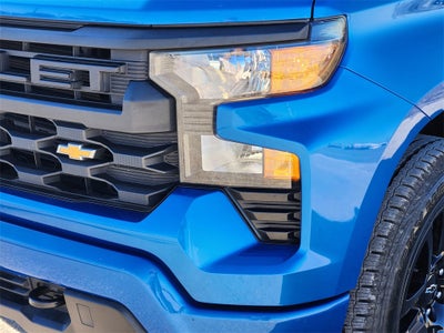 2022 Chevrolet Silverado 1500 4WD Crew Cab Short Bed Custom