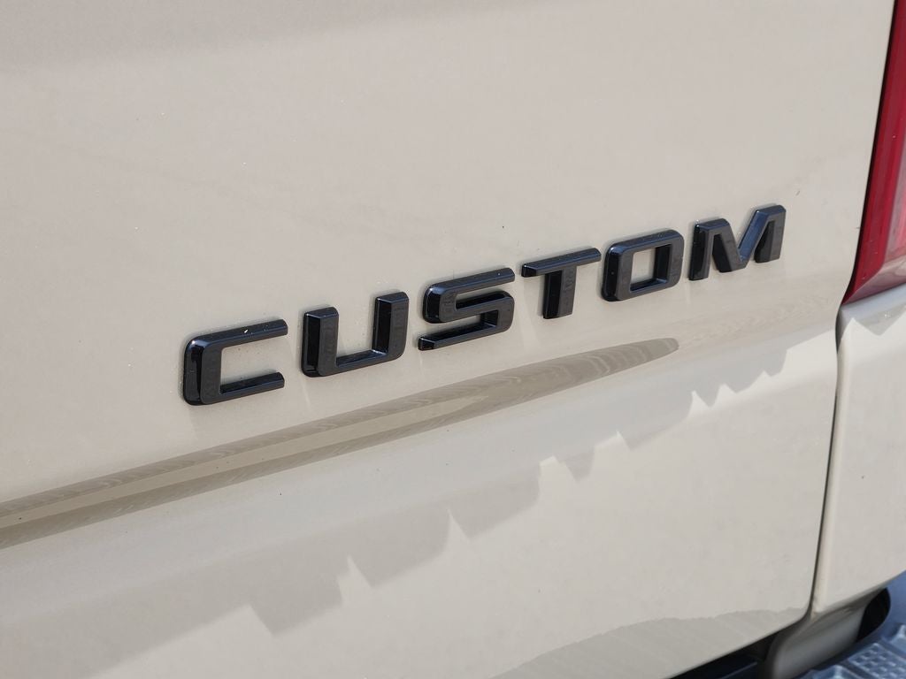 2022 Chevrolet Silverado 1500 4WD Crew Cab Short Bed Custom Trail Boss