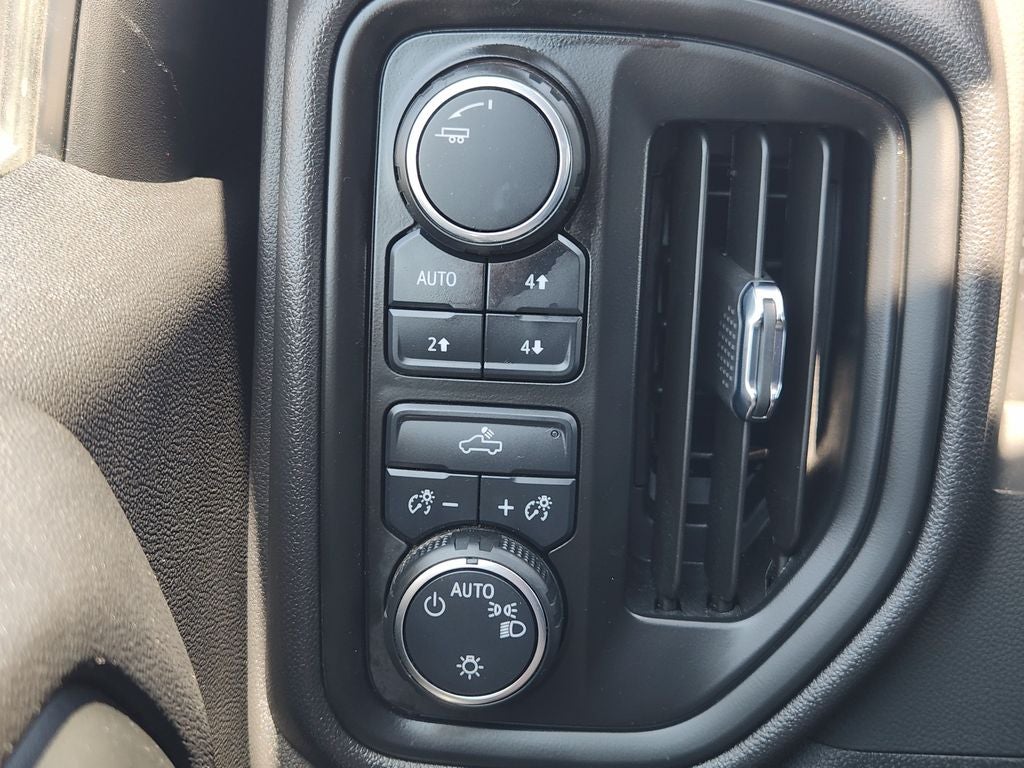 2025 Chevrolet Silverado 1500 Custom Trail Boss