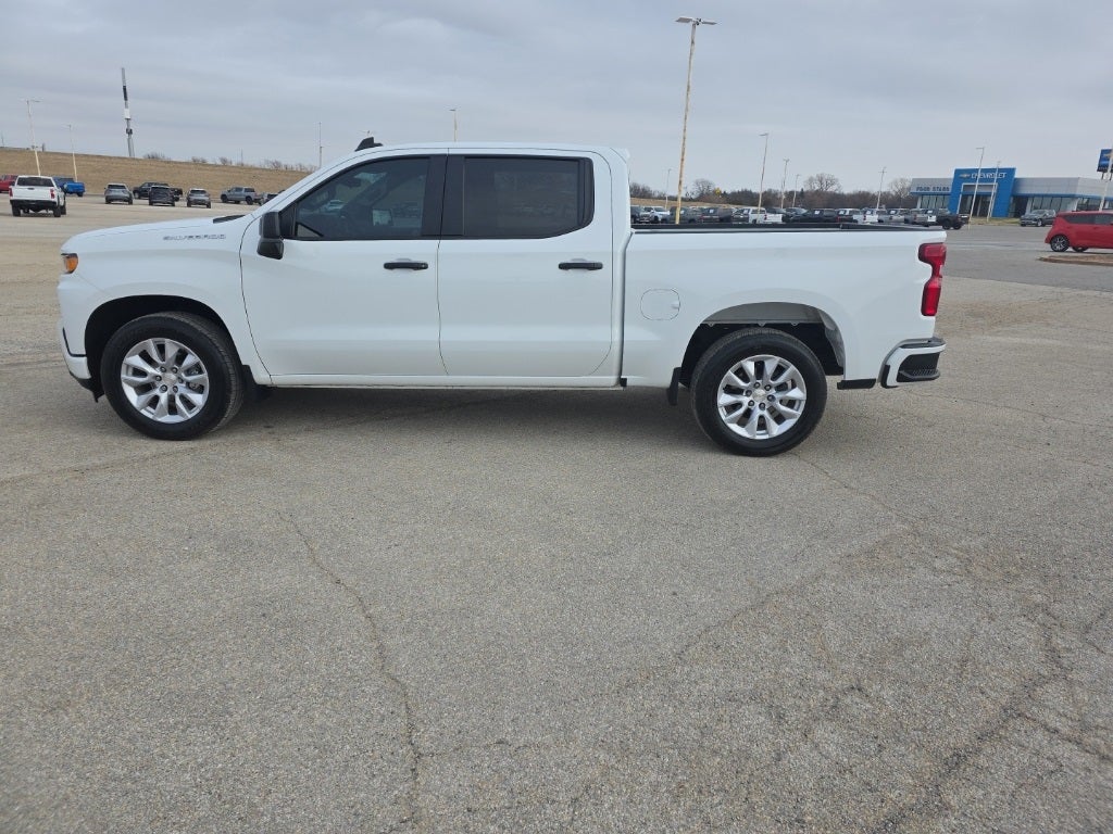 2022 Chevrolet Silverado 1500 LTD 2WD Crew Cab Short Bed Custom