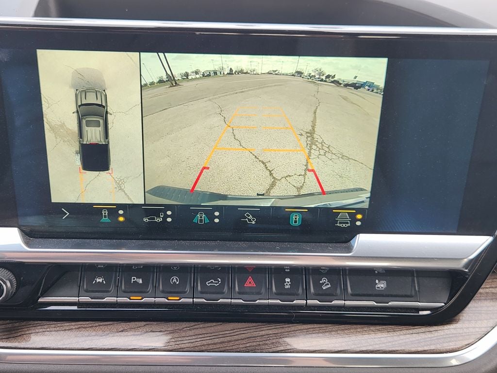 2022 Chevrolet Silverado 1500 4WD Crew Cab Short Bed RST