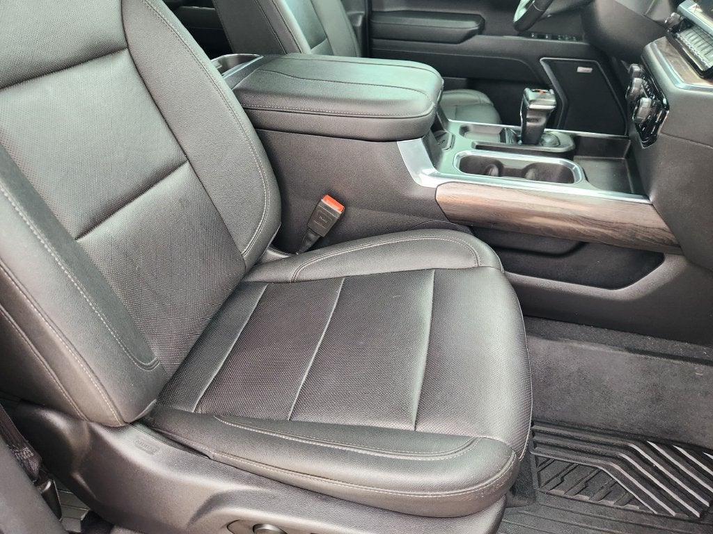 2023 Chevrolet Silverado 1500 4WD Crew Cab Short Bed LTZ