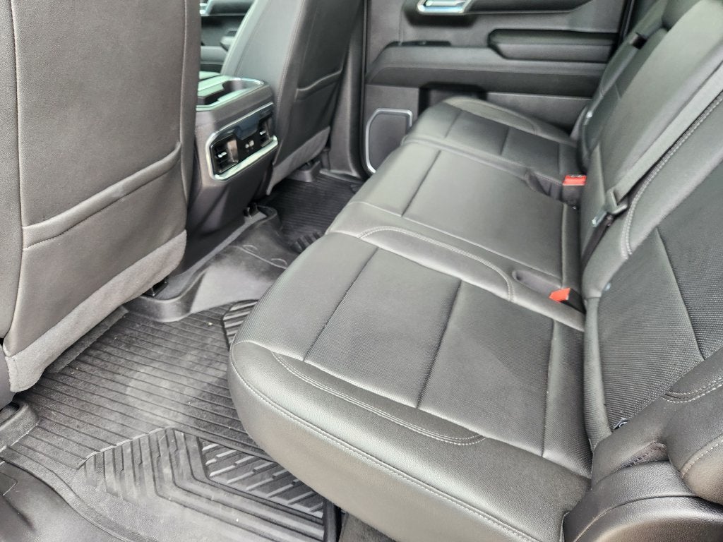 2023 Chevrolet Silverado 1500 4WD Crew Cab Short Bed LTZ