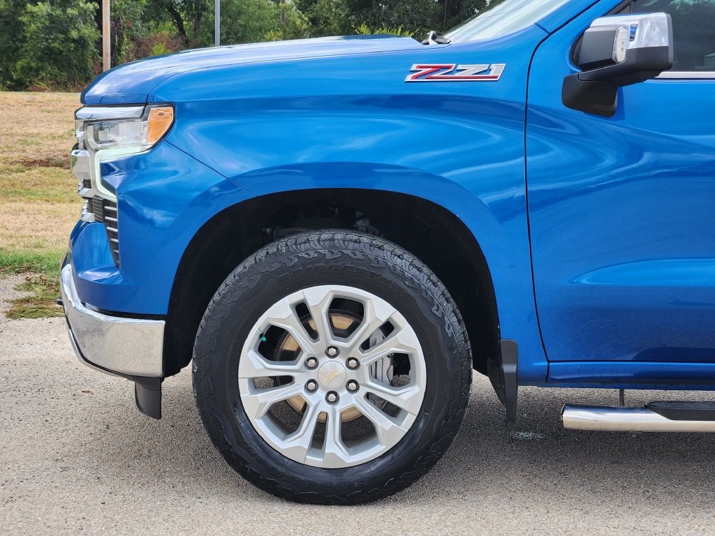 2023 Chevrolet Silverado 1500 4WD Crew Cab Short Bed LTZ
