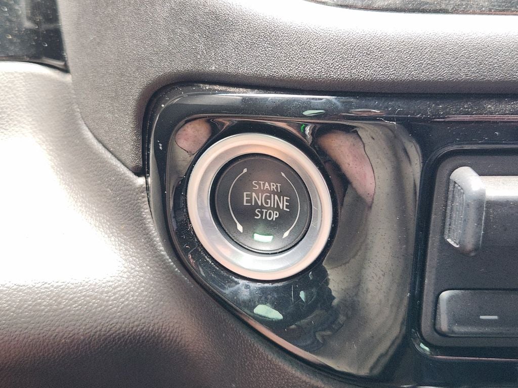 2023 Chevrolet Silverado 1500 4WD Crew Cab Short Bed ZR2