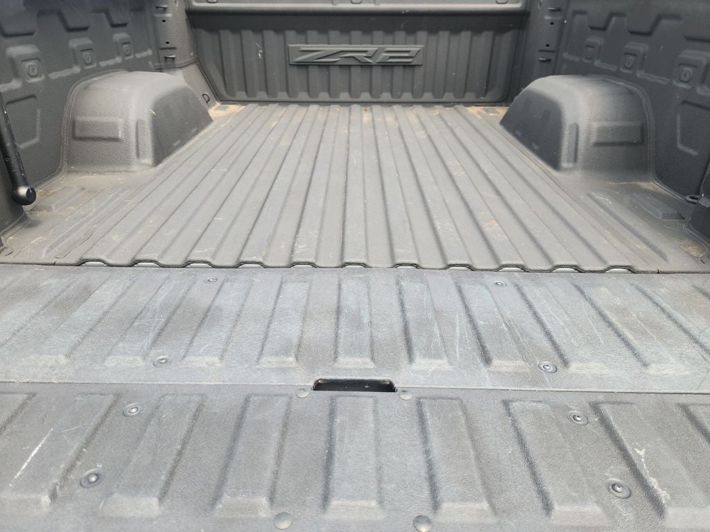 2023 Chevrolet Silverado 1500 4WD Crew Cab Short Bed ZR2