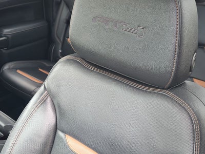 2022 GMC Sierra 1500 Limited 4WD Crew Cab Short Box AT4