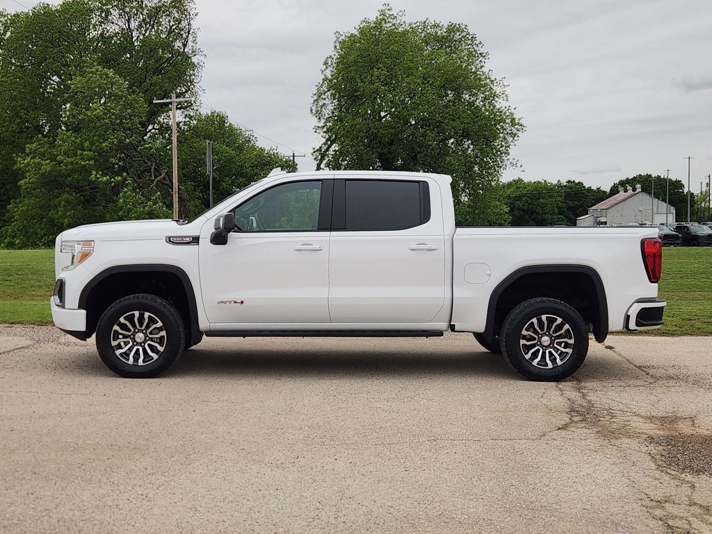 2022 GMC Sierra 1500 Limited 4WD Crew Cab Short Box AT4