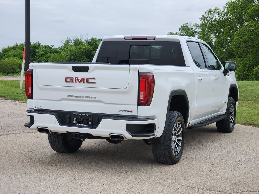 2022 GMC Sierra 1500 Limited 4WD Crew Cab Short Box AT4