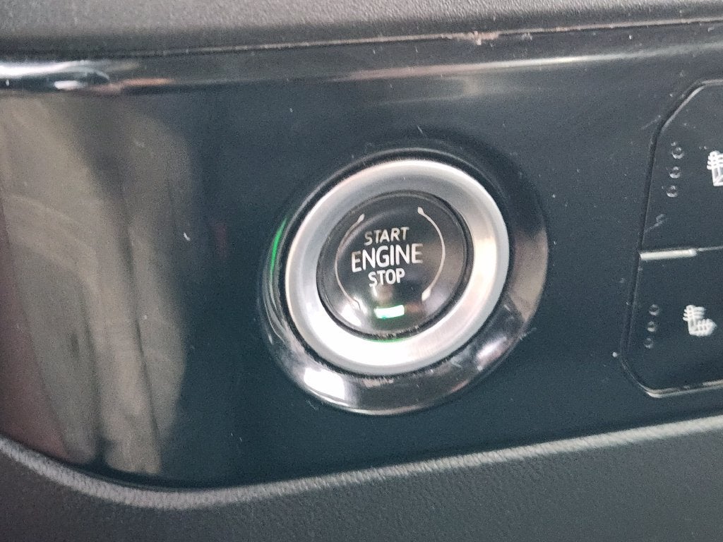 2023 GMC Sierra 1500 4WD Crew Cab Short Box Elevation with 3SB