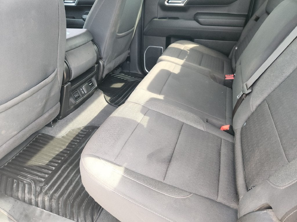 2023 GMC Sierra 1500 4WD Crew Cab Short Box Elevation with 3SB