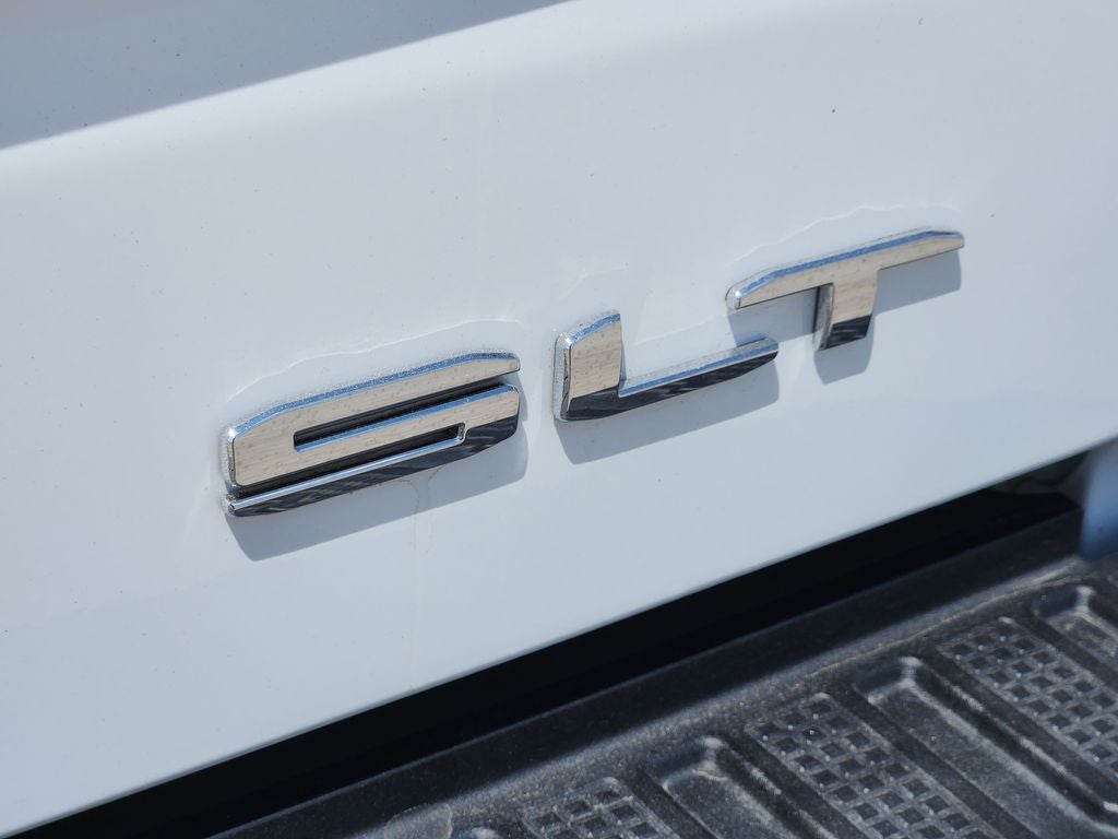 2023 GMC Sierra 1500 4WD Crew Cab Short Box SLT