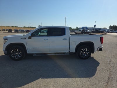 2023 GMC Sierra 1500 4WD Crew Cab Short Box SLT