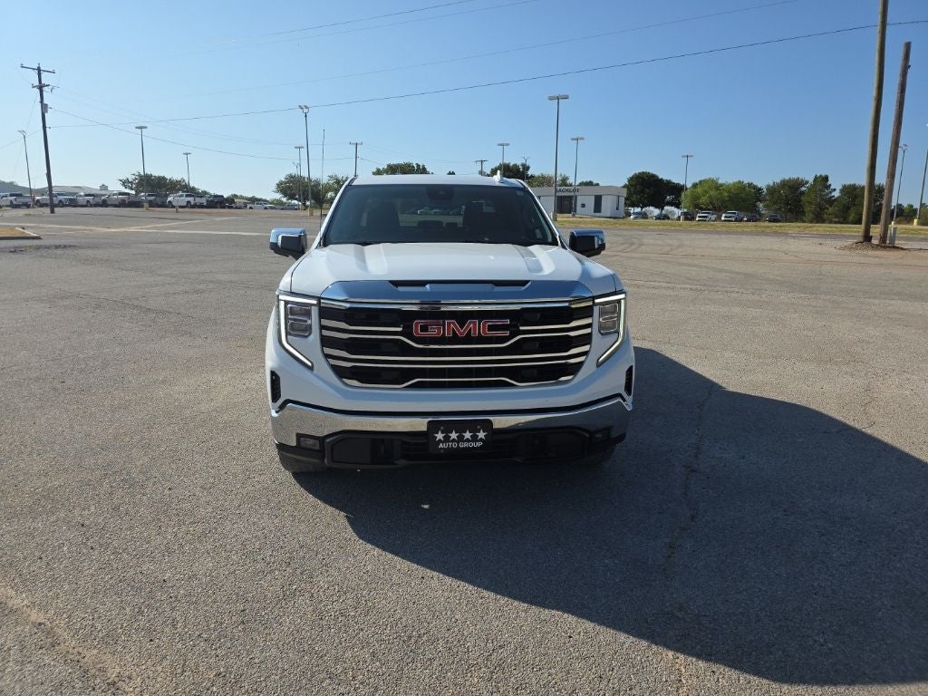 2023 GMC Sierra 1500 4WD Crew Cab Short Box SLT