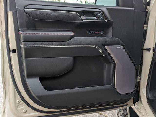 2023 GMC Sierra 1500 4WD Crew Cab Short Box AT4X