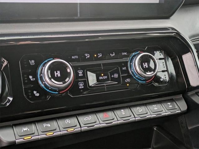 2023 GMC Sierra 1500 4WD Crew Cab Short Box AT4X