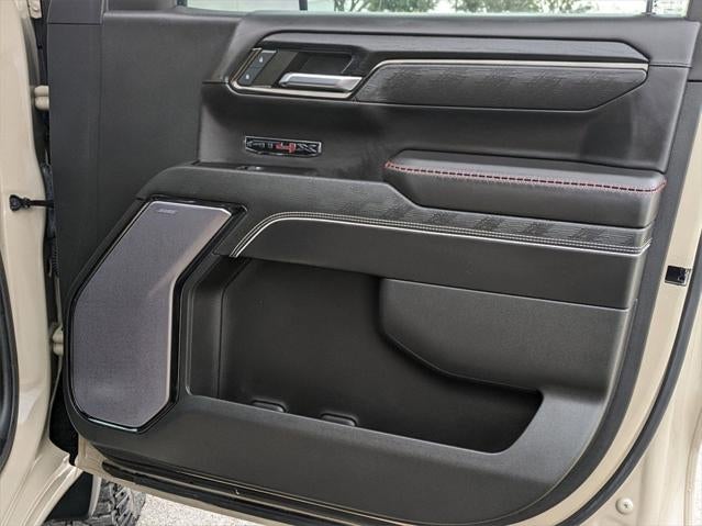 2023 GMC Sierra 1500 4WD Crew Cab Short Box AT4X