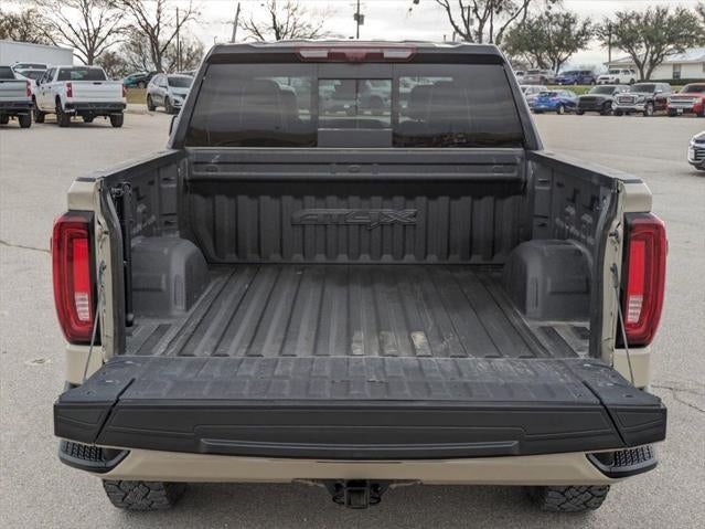 2023 GMC Sierra 1500 4WD Crew Cab Short Box AT4X