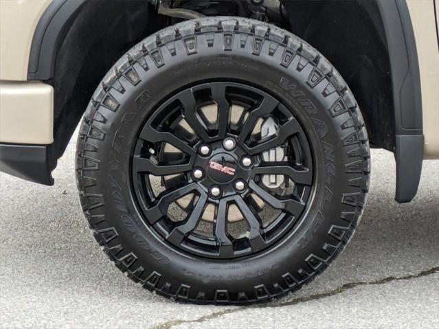 2023 GMC Sierra 1500 4WD Crew Cab Short Box AT4X