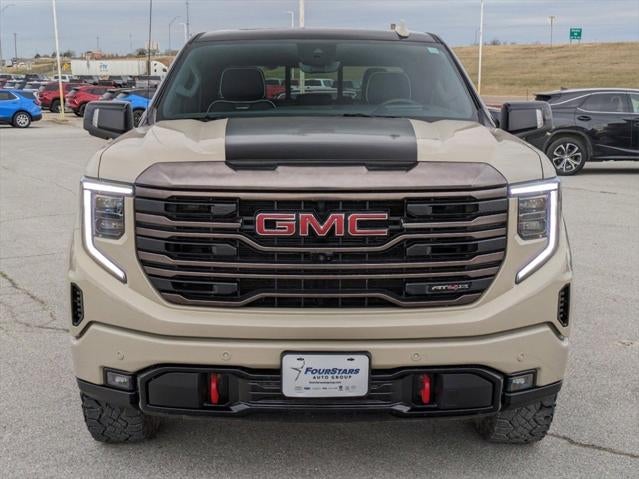 2023 GMC Sierra 1500 4WD Crew Cab Short Box AT4X