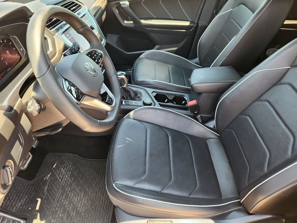 2022 Volkswagen Tiguan 2.0T SEL R-Line
