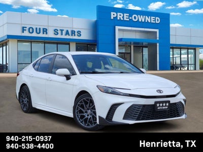 2025 Toyota Camry SE