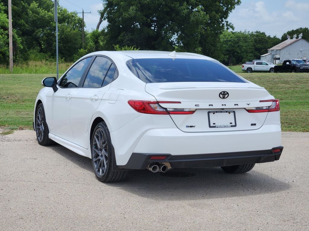 2025 Toyota Camry SE