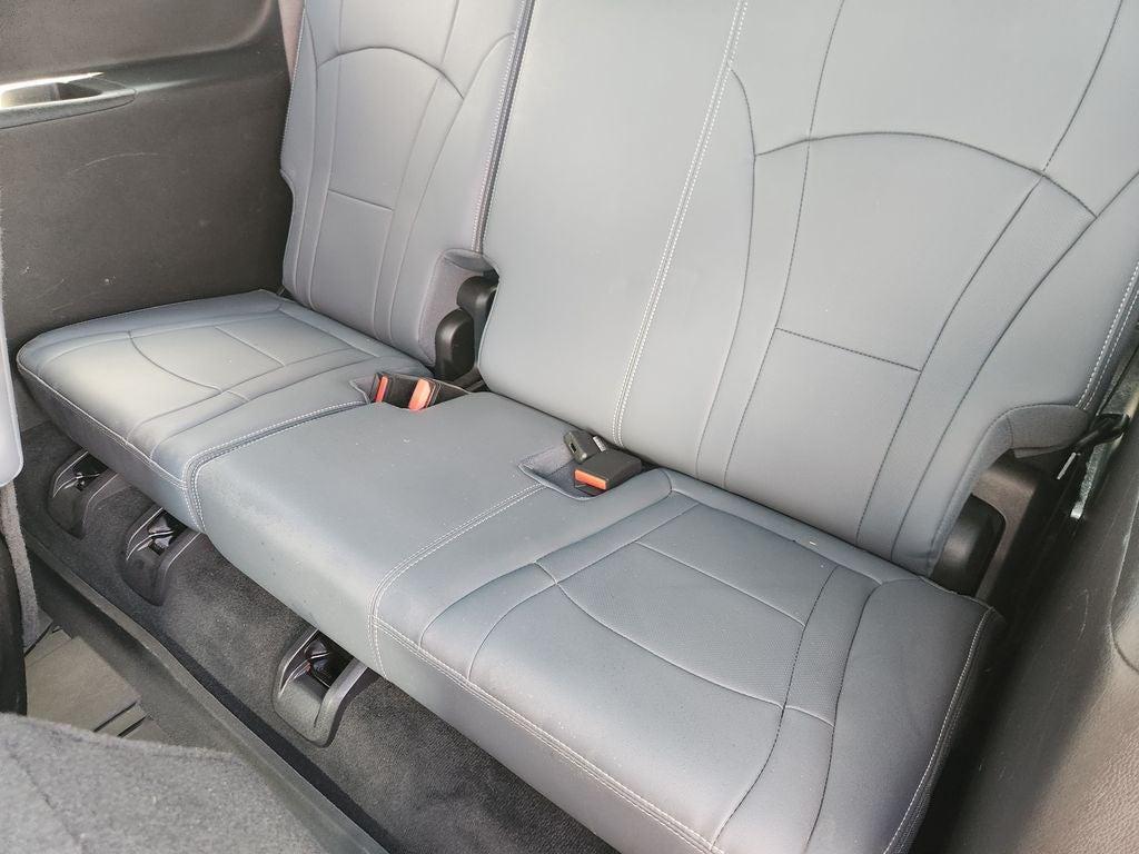 2022 Buick Enclave FWD Essence