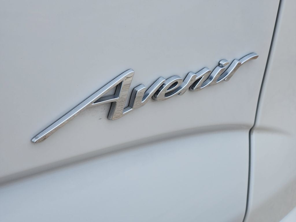 2022 Buick Enclave FWD Avenir