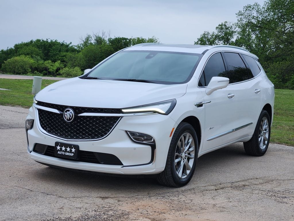 2022 Buick Enclave FWD Avenir
