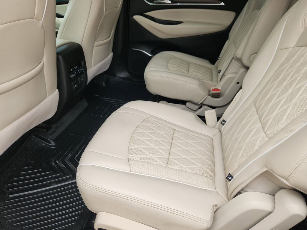 2022 Buick Enclave FWD Avenir