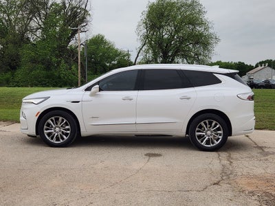 2022 Buick Enclave FWD Avenir