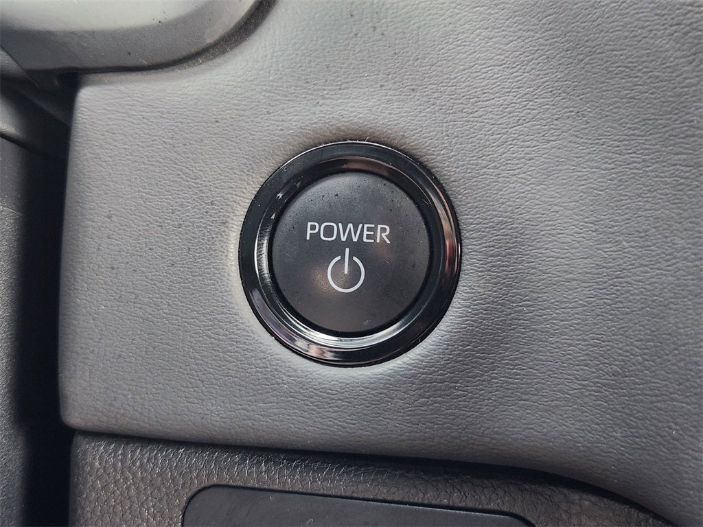 2025 Toyota Tundra Hybrid Platinum Hybrid CrewMax 5.5' Bed