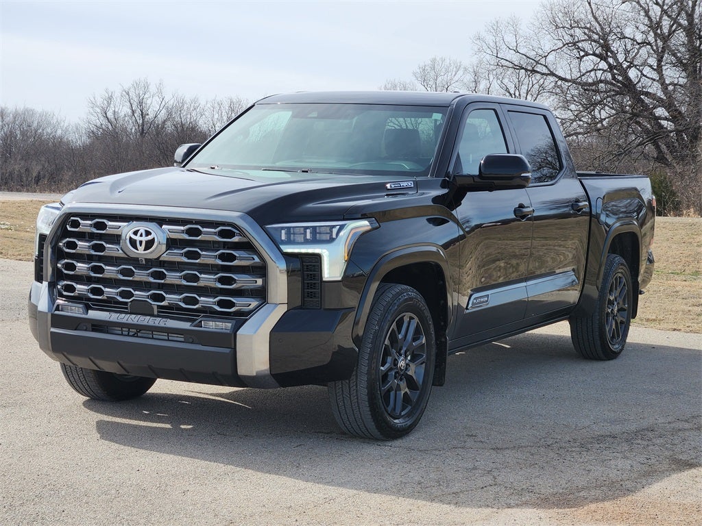2025 Toyota Tundra Hybrid Platinum Hybrid CrewMax 5.5' Bed