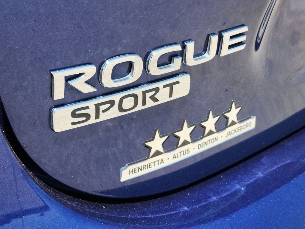 2022 Nissan Rogue Sport S FWD Xtronic CVT