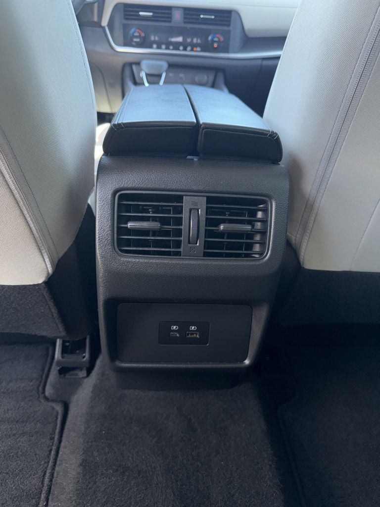 2023 Nissan Rogue SV FWD