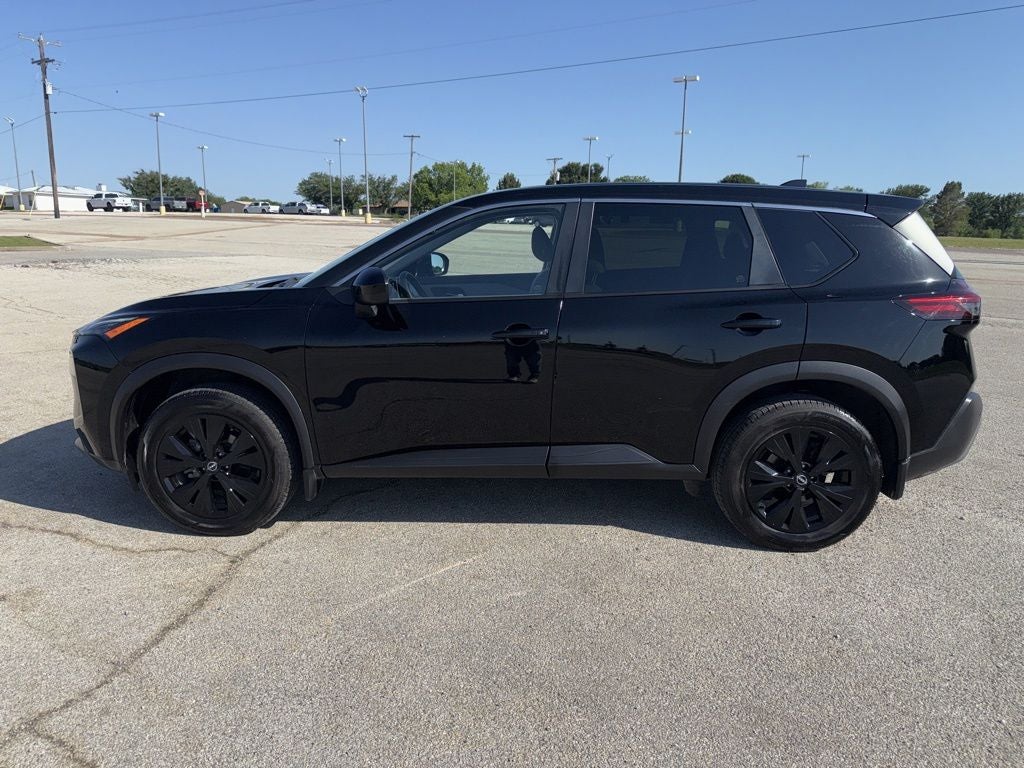 2023 Nissan Rogue SV FWD