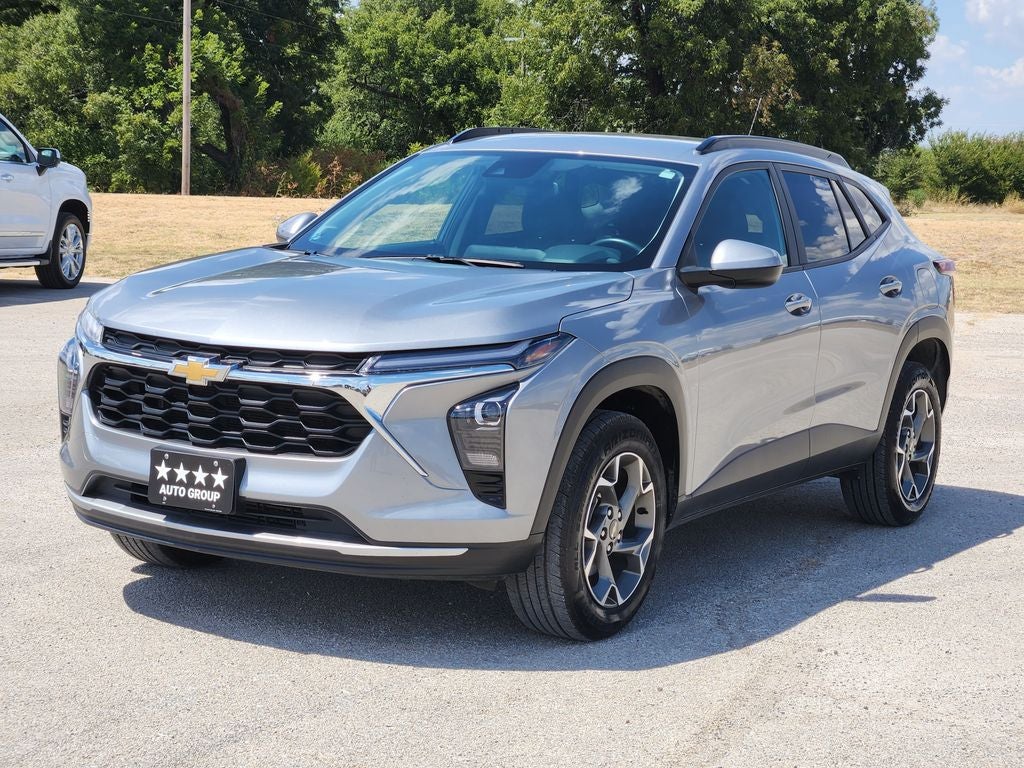 2024 Chevrolet Trax FWD LT