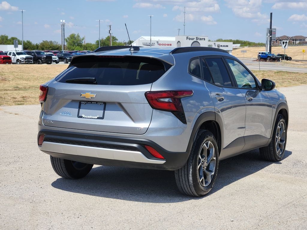 2024 Chevrolet Trax FWD LT