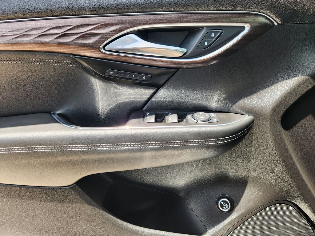 2022 Buick Envision FWD Avenir