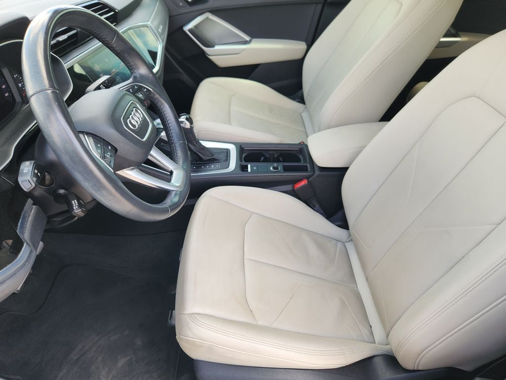 2020 Audi Q3 Premium Plus 45 TFSI S line quattro Tiptronic