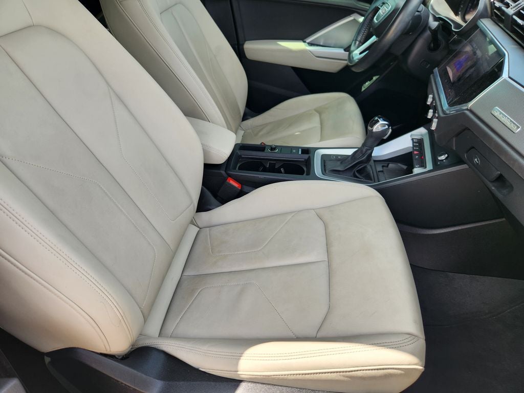2020 Audi Q3 Premium Plus 45 TFSI S line quattro Tiptronic